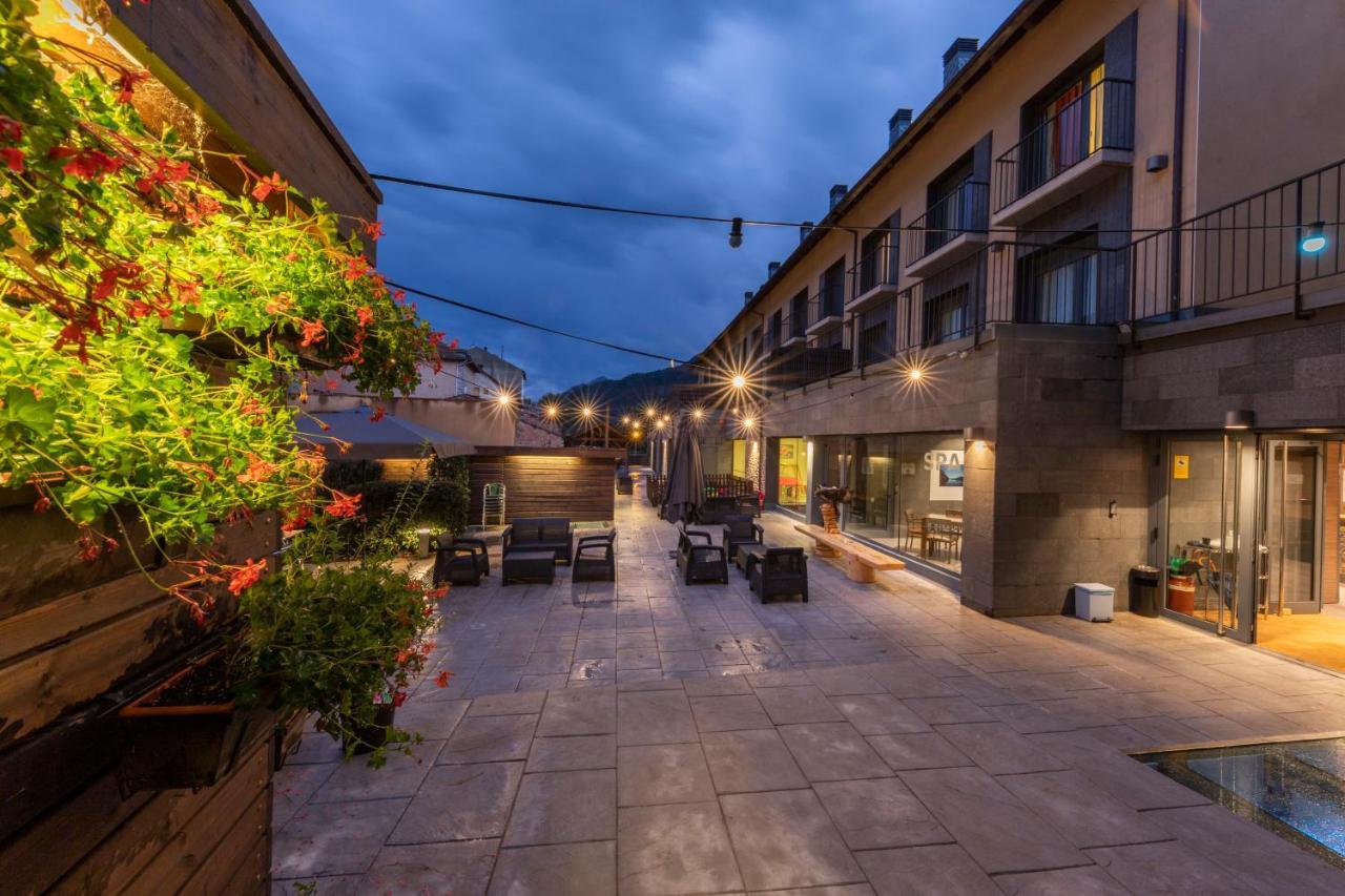 Trainera Guest house